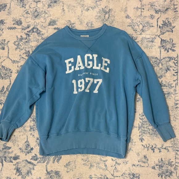 American Eagle Outfitters Tops - American Eagle Sweatshirt Womens M Blue Eagle 1977 Graphic Crewneck